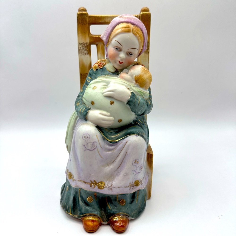 Vintage Shafford Mother and Baby Figurine Hand Painted Made in Japan Figure 7”